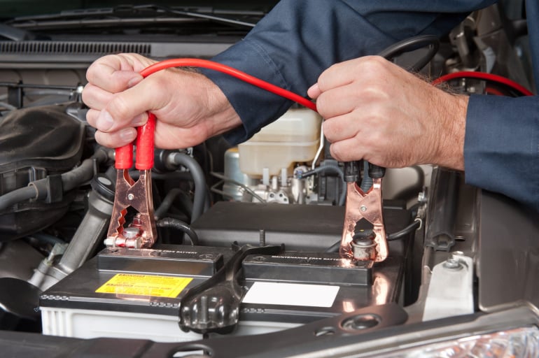 Sierra Auto Locksmith Battery Jump start Service